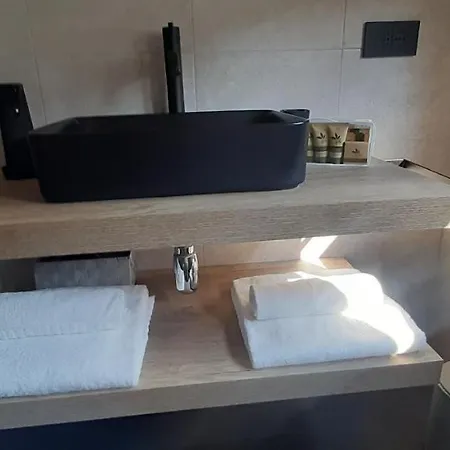 Sweet Vi Aspetta Sul Apartment Omegna